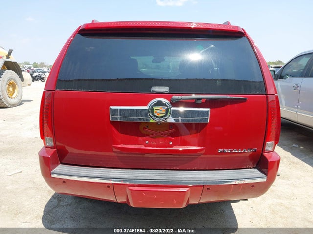 1GYS3BEFXER168203 Cadillac Escalade Luxury