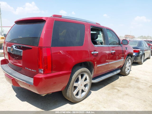 1GYS3BEFXER168203 Cadillac Escalade Luxury