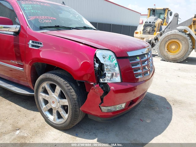 1GYS3BEFXER168203 Cadillac Escalade Luxury