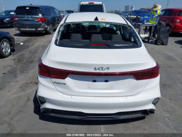 3KPF24AD1PE525860 KIA Forte Lxs