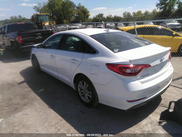 Hyundai SONATA SE 2017 5NPE24AF7HH469403 Image 3