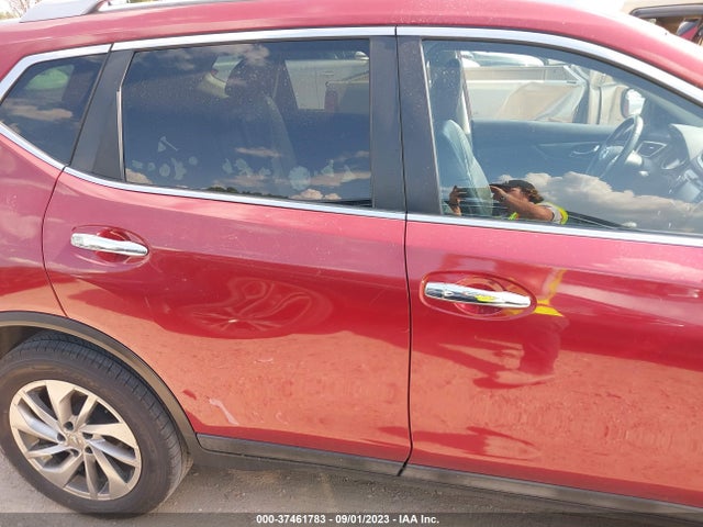 2015 NISSAN ROGUE SL VIN: 5N1AT2MT3FC781675