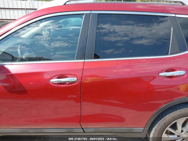 2015 NISSAN ROGUE SL VIN: 5N1AT2MT3FC781675