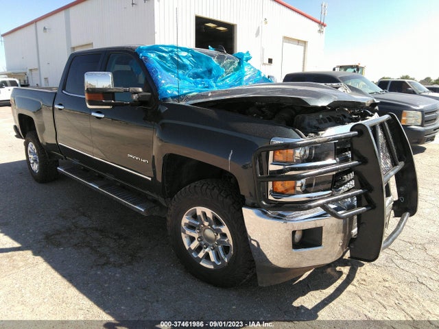 2018 1GC1KWEY3JF258463 main image