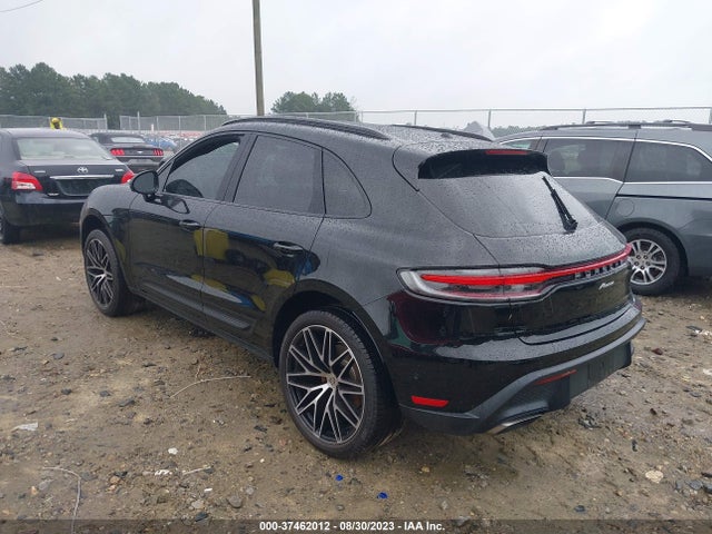 2023 PORSCHE MACAN WP1AA2A56PLB01106 Photo 2