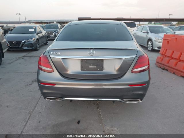 WDDZF4JB0KA511076 Mercedes-Benz E-class E 300