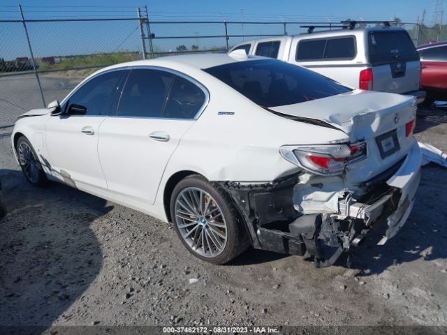 WBAJA9C56JB032970 BMW 5 Series 530e Iperformance
