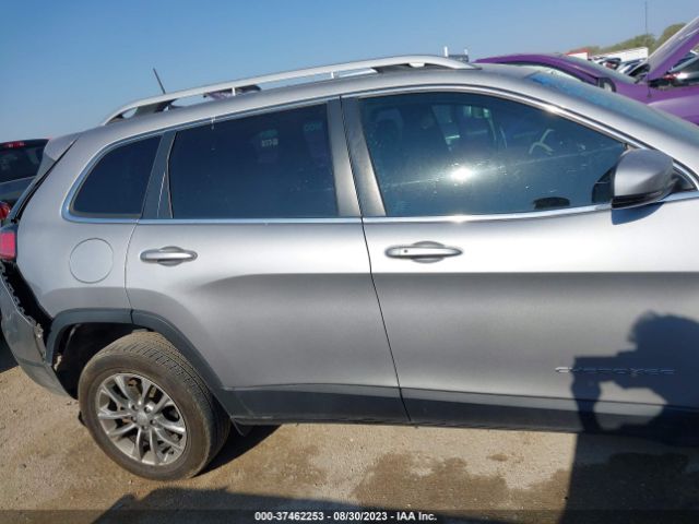1C4PJLLB8KD332693 Jeep Cherokee Latitude Plus
