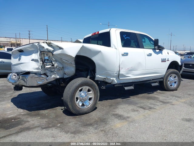 3C6UR5DL2JG395828 RAM 2500 Slt