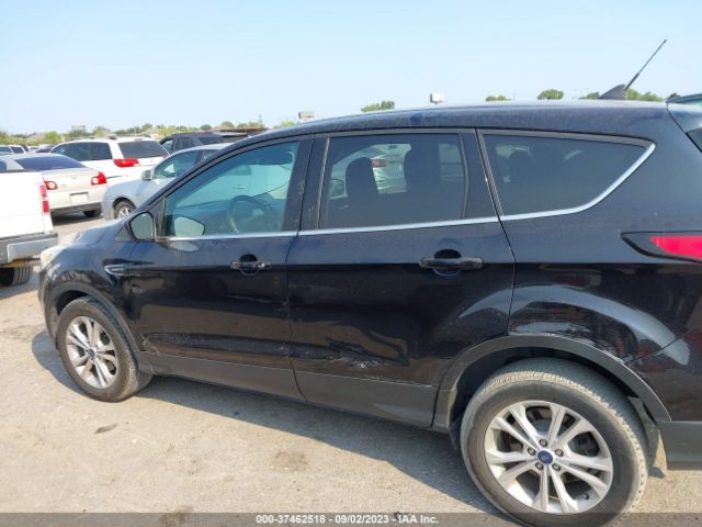 1FMCU0GD8KUB56448 Ford ESCAPE SE