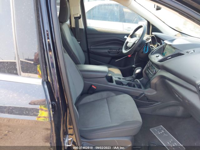 1FMCU0GD8KUB56448 Ford ESCAPE SE