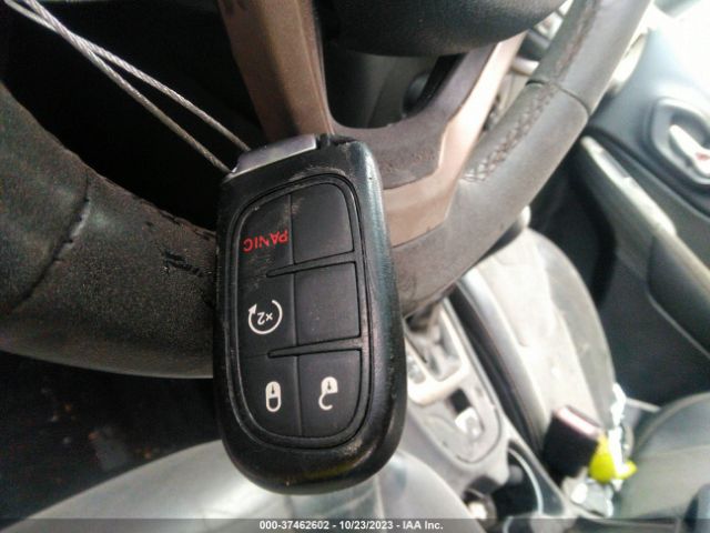 1C4PJLDB0GW164736 Jeep Cherokee Limited