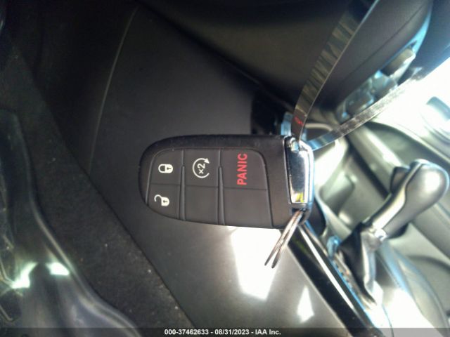 3C4NJCBB9LT199074 Jeep Compass Altitude