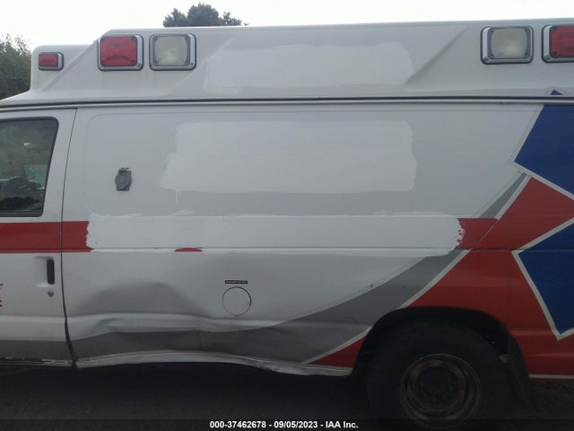 2014 FORD ECONOLINE CARGO VAN COMMERCIAL/RECREATIONAL VIN: 1FDSS3EL8EDA65746