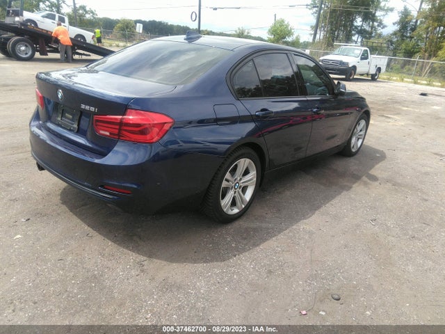 BMW 3 Series 328i 2016 WBA8E9G5XGNU30042 Image 4