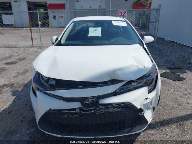 Toyota COROLLA LE 2022 JTDEPMAE2N3022252 Image 4