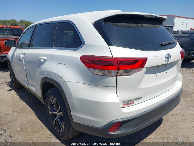 Toyota Highlander Le 2019 5TDZARFH9KS042107 Image 3