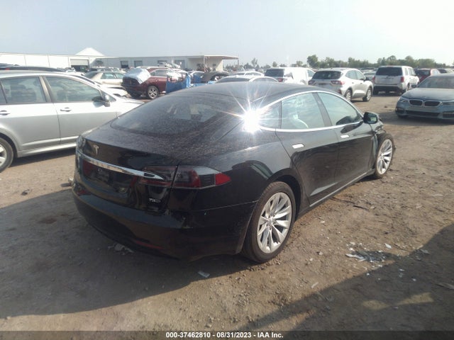 Tesla Model S 75d/100d/p100d 2018 5YJSA1E20JF284965 Image 11