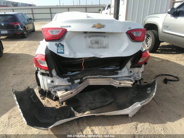 Chevrolet CRUZE LT 2019 1G1BE5SM1K7146336 Image 16