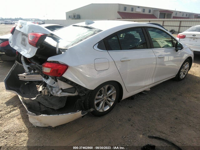 Chevrolet CRUZE LT 2019 1G1BE5SM1K7146336 Image 4