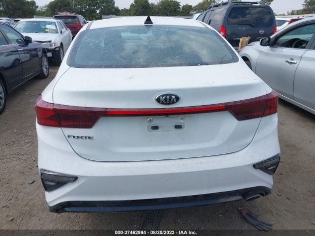 3KPF24AD1ME315531 KIA Forte Lxs