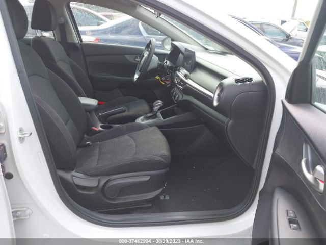 3KPF24AD1ME315531 KIA Forte Lxs