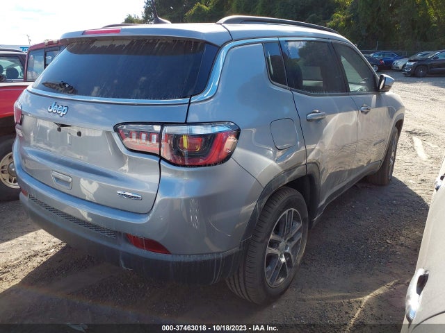 2019 JEEP COMPASS LATITUDE W/SUN/WHEEL PKG VIN: 3C4NJCBB0KT676876