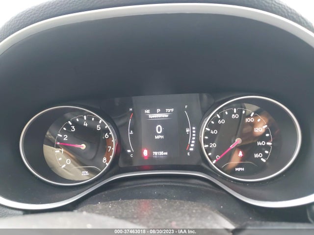 2019 JEEP COMPASS LATITUDE W/SUN/WHEEL PKG VIN: 3C4NJCBB0KT676876
