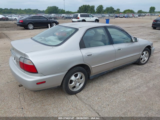 1997 HONDA ACCORD SDN SPECIAL EDITION VIN: 1HGCD5602VA259372