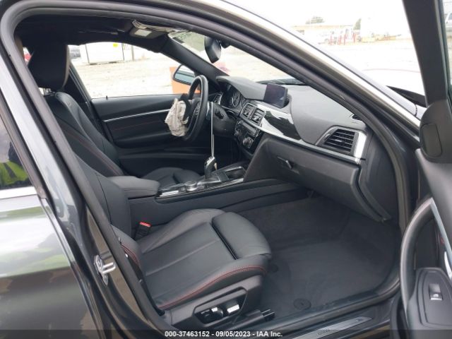 WBA8B9C53JEE81827 BMW 3 Series 330i
