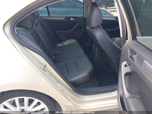 2013 VOLKSWAGEN JETTA SEDAN TDI W/PREMIUM/NAV VIN: 3VWLL7AJ7DM305225