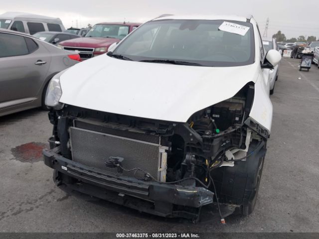 KNDP63AC2M7870692 KIA SPORTAGE S