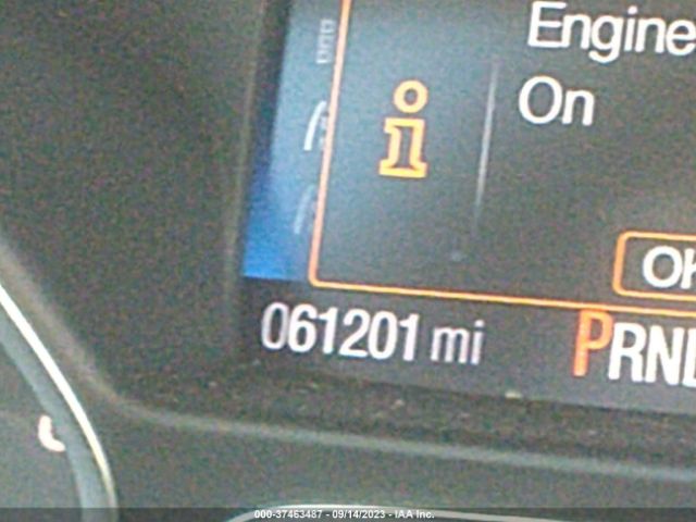1FMCU0J90HUD38612 Ford Escape Titanium