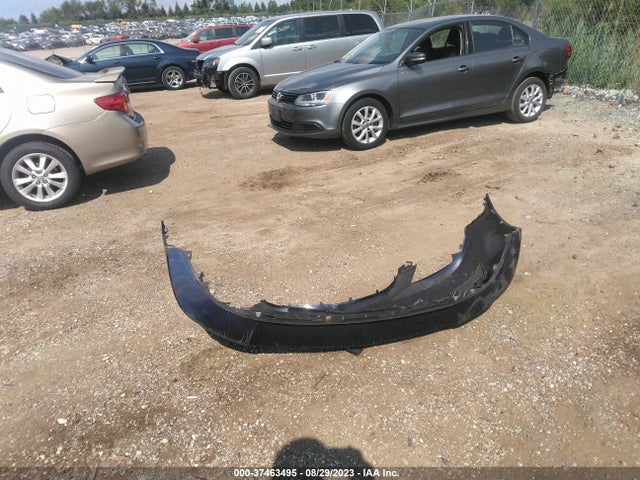 2010 MAZDA MAZDA5 SPORT VIN: JM1CR2W31A0384341