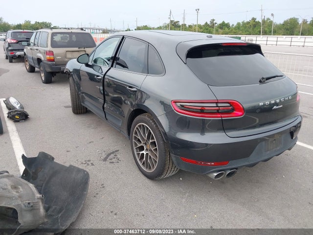 2018 PORSCHE MACAN WP1AA2A53JLB20526 Photo 2
