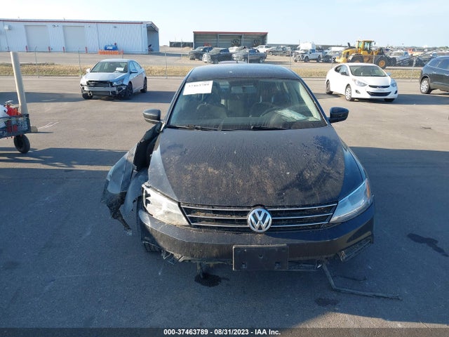 3VW3A7AJ2FM413681 Volkswagen Jetta Sedan 2.0l Tdi S