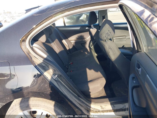 3VW3A7AJ2FM413681 Volkswagen Jetta Sedan 2.0l Tdi S