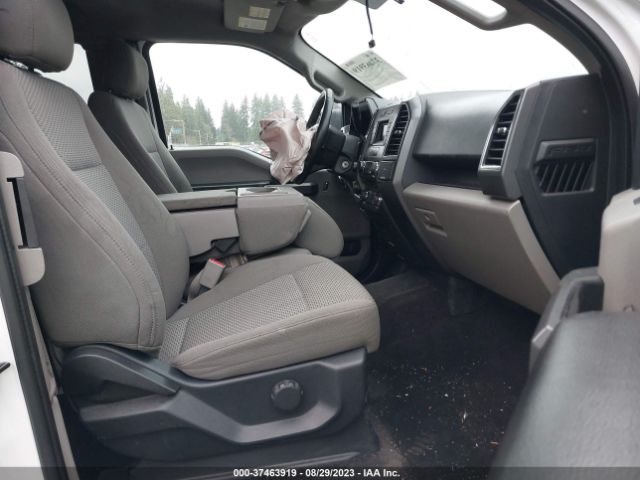 1FTFX1EF8HKD64563 Ford F-150 Xl/xlt/lariat