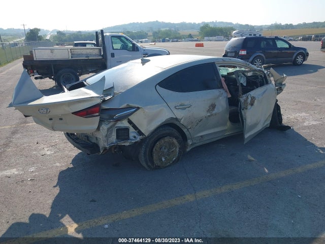 Hyundai ELANTRA SE 2017 KMHD74LF2HU079160 Image 4
