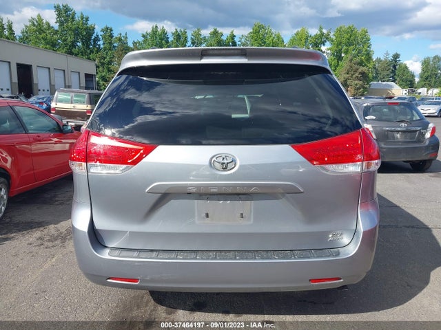 2011 TOYOTA SIENNA XLE/LTD VIN: 5TDDK3DC5BS009035