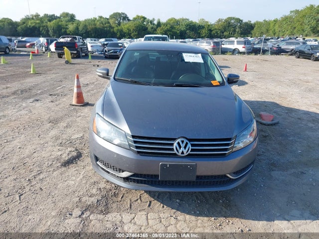 1VWAT7A36FC095570 Volkswagen Passat 1.8t Wolfsburg Ed