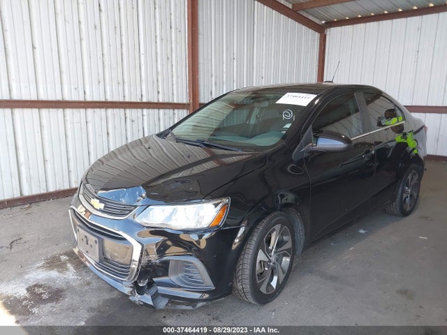 Chevrolet Sonic Premier 2018 1G1JF5SBXJ4105534 Image 2