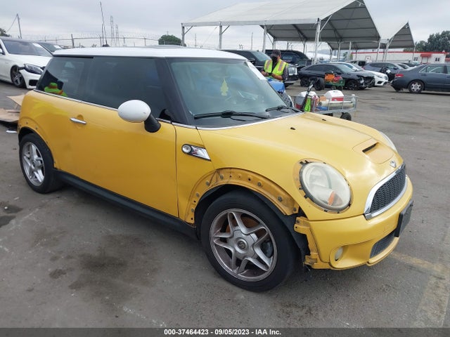 2009 MINI COOPER HARDTOP WMWMF73569TW80768 Photo 0