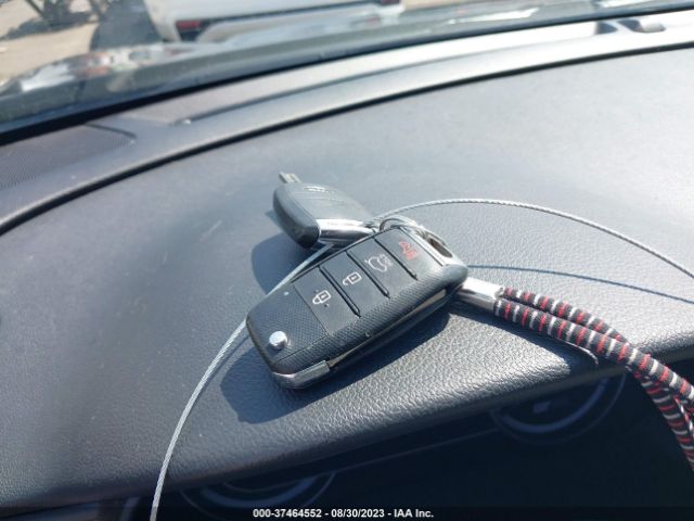 KNDCB3LC4H5056939 KIA NIRO FE