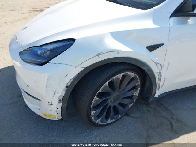 7SAYGDEF7NF329499 Tesla Model Y Performance