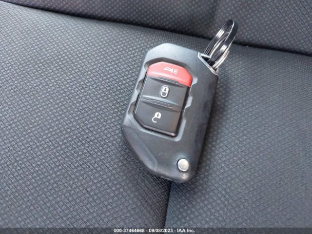 1C4HJXDN5MW616486 Jeep Wrangler Unlimited Sport S