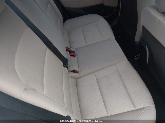 2017 HYUNDAI ELANTRA SE VIN: 5NPD84LF5HH122790