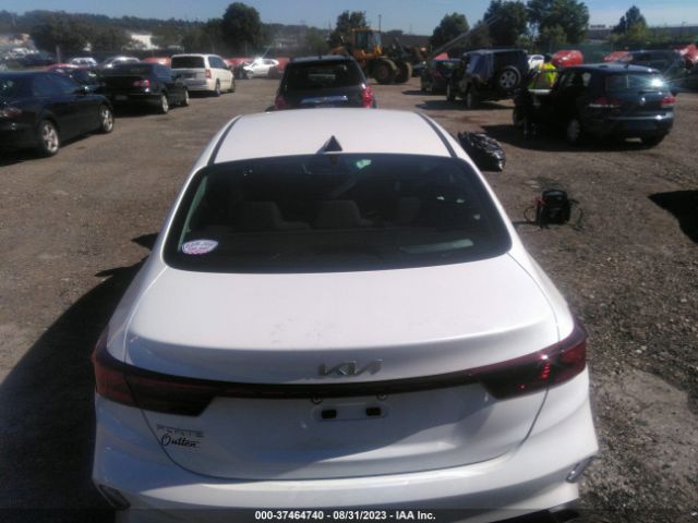 3KPF24AD6PE614078 KIA Forte Lxs