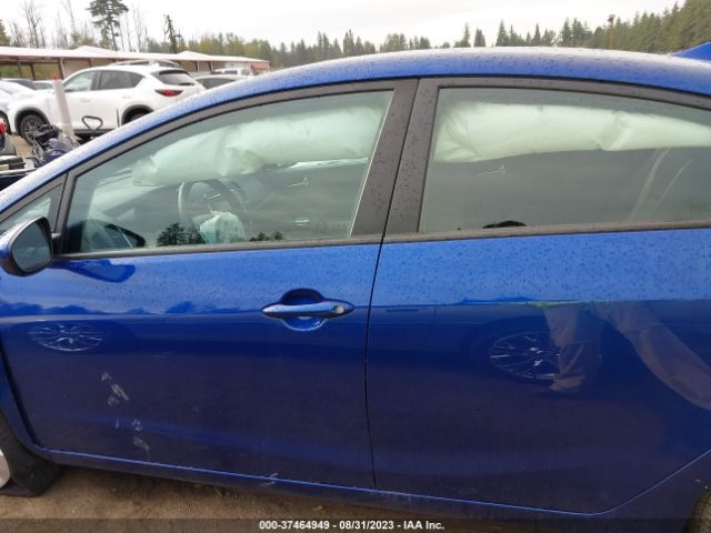 3KPFK4A78HE032009 KIA FORTE LX