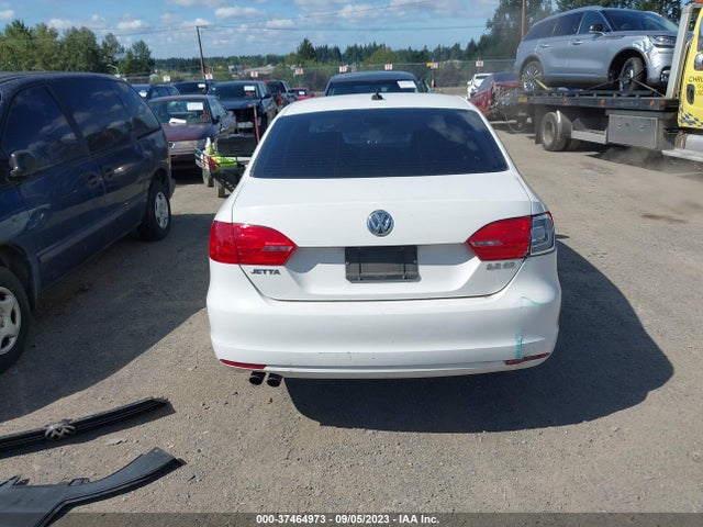 2013 VOLKSWAGEN JETTA SEDAN SE W/CONVENIENCE/SUNROOF VIN: 3VWDP7AJ5DM277420